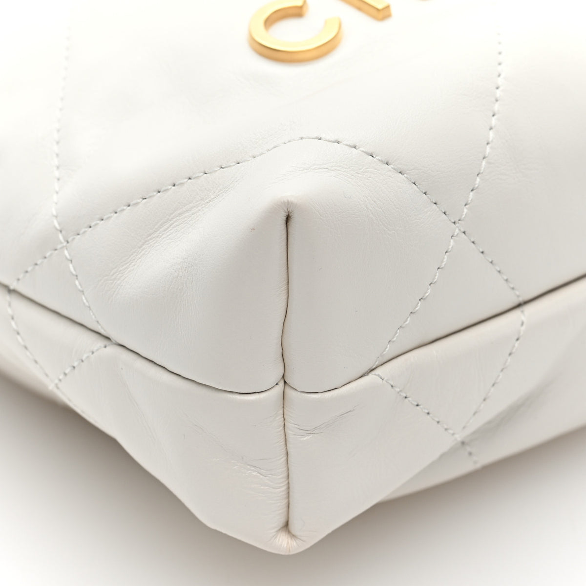 Shiny Calfskin Quilted Mini Chanel 22 White
