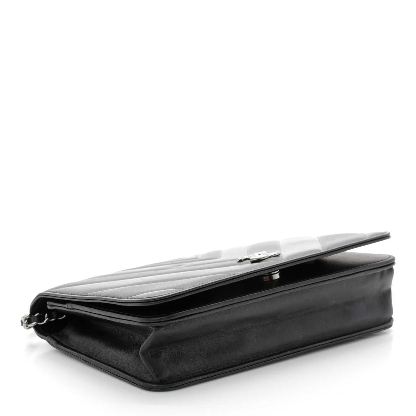 Lambskin Chevron Quilted Wallet On Chain WOC Black