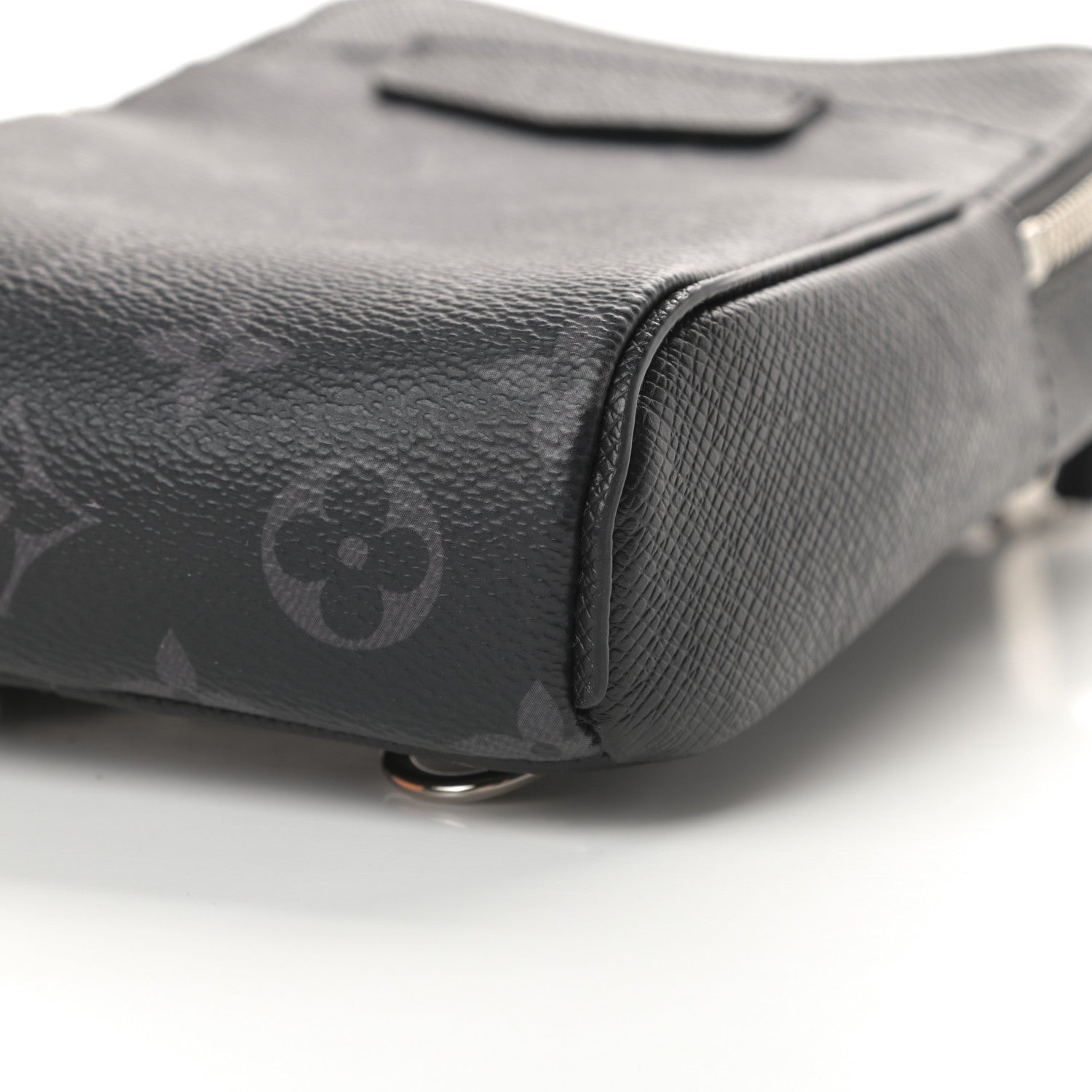 Louis Vuitton Taigarama Outdoor Slingbag Black 9 of 10