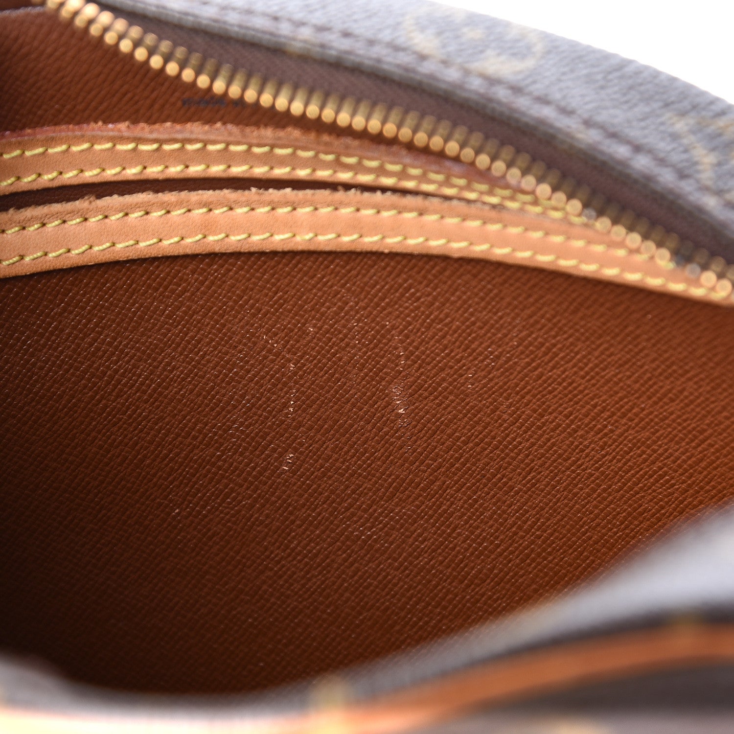 Louis Vuitton Monogram Blois 11 of 11