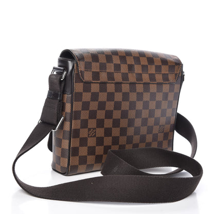 Louis Vuitton Damier Ebene District PM 3 of 9