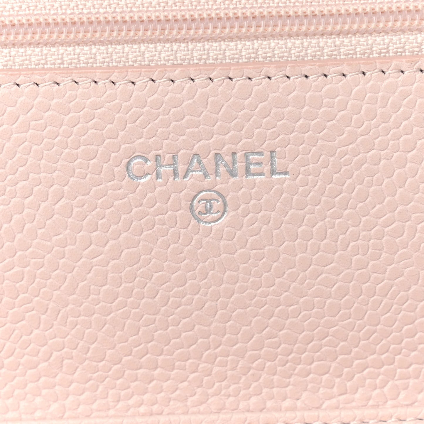 Caviar Quilted Wallet On Chain WOC Light Pink