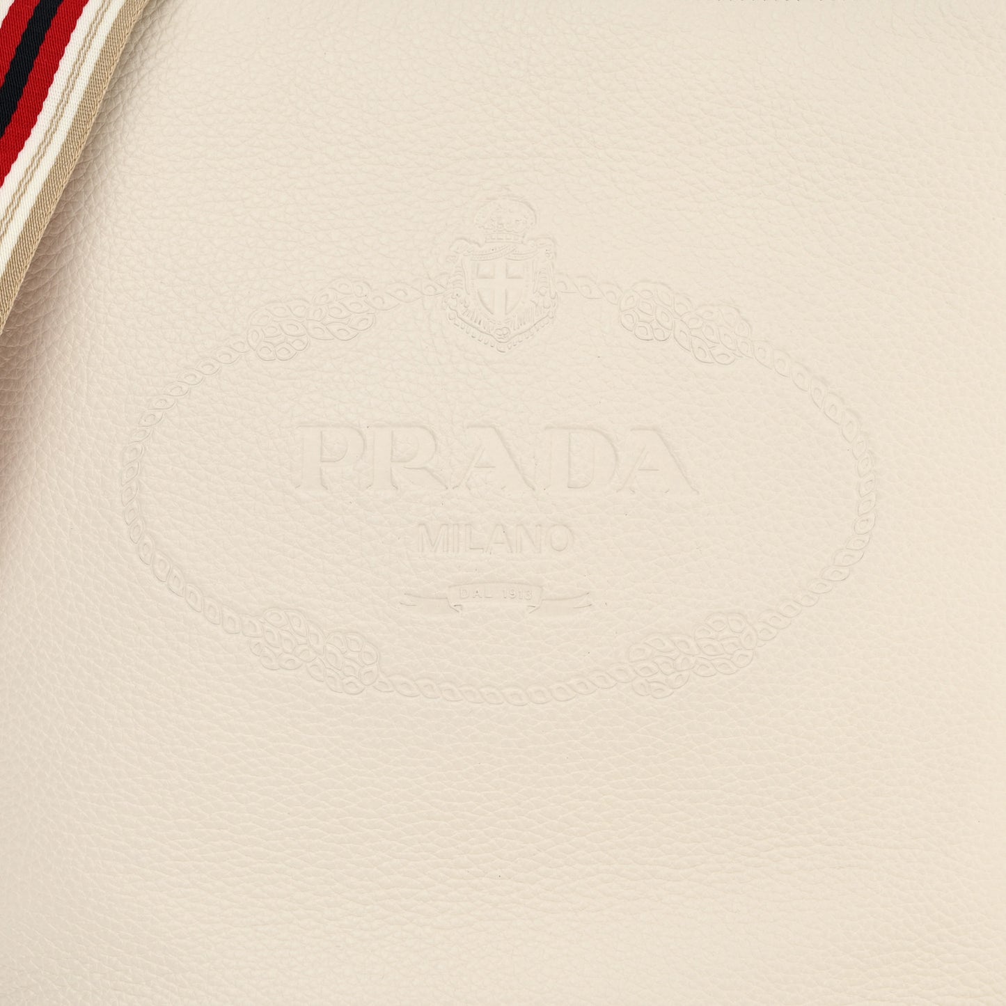 Vitello Phenix Logo Hobo White