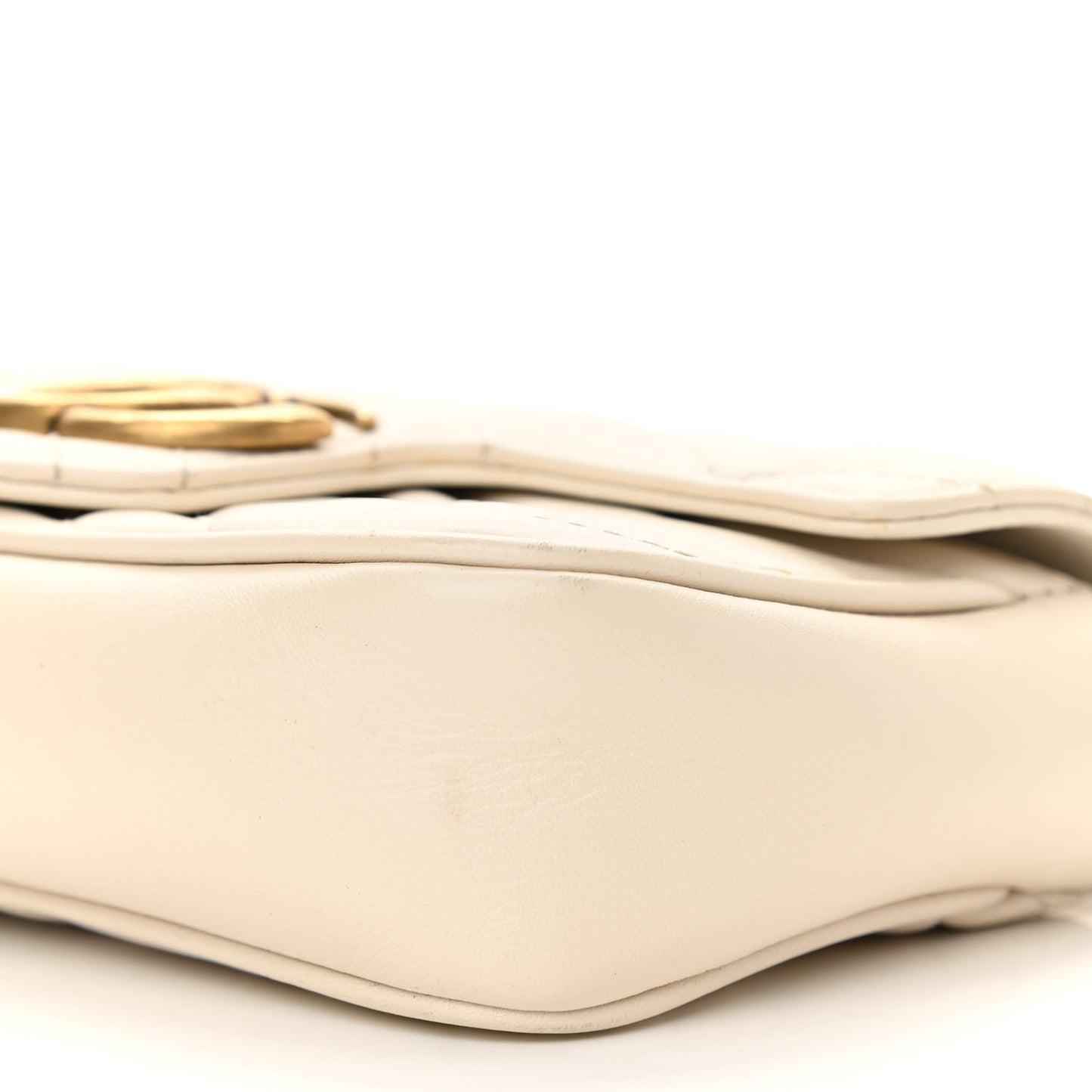 Calfskin Matelasse Super Mini GG Marmont Shoulder Bag White