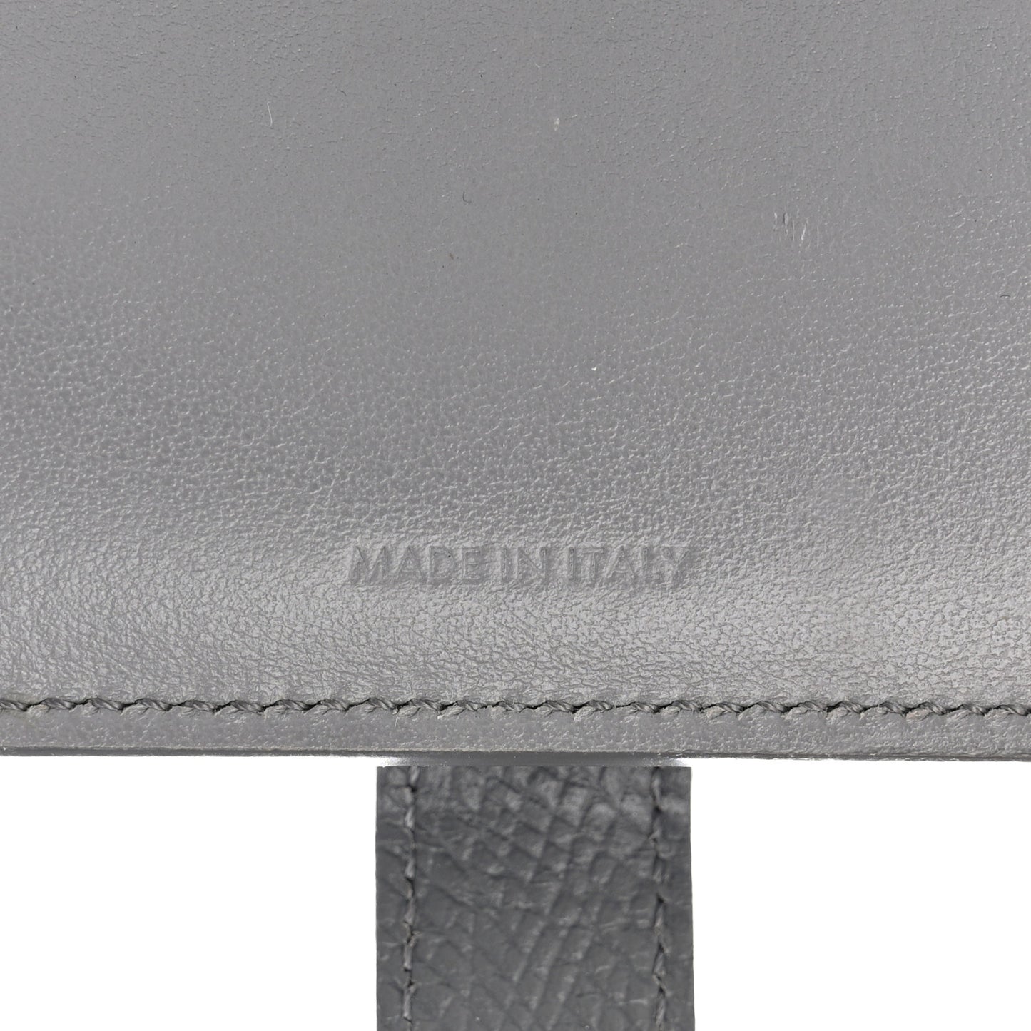 Grained Calfskin Medium Multifunction Strap Wallet Grey Chalk