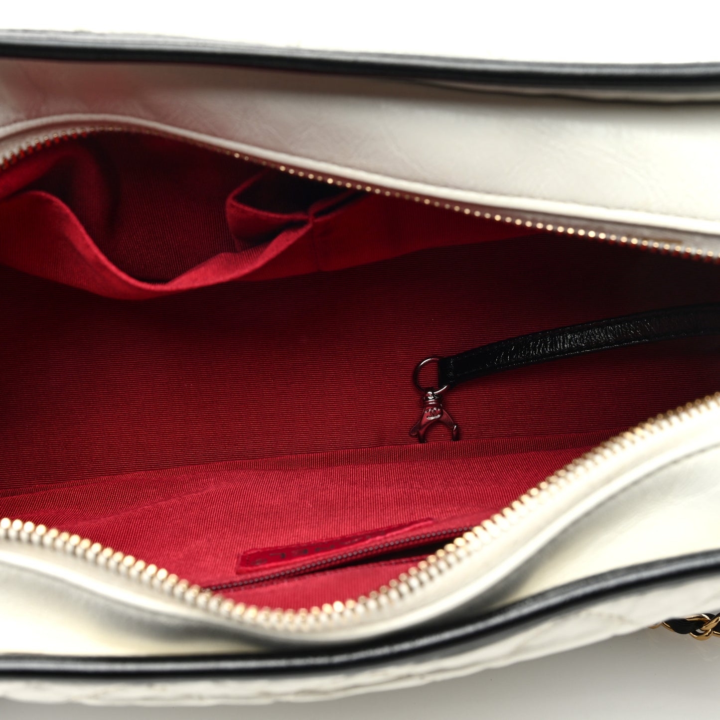 Aged Calfskin Quilted Medium Gabrielle Hobo White Black
