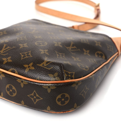 Louis Vuitton Monogram Odeon PM 8 of 8