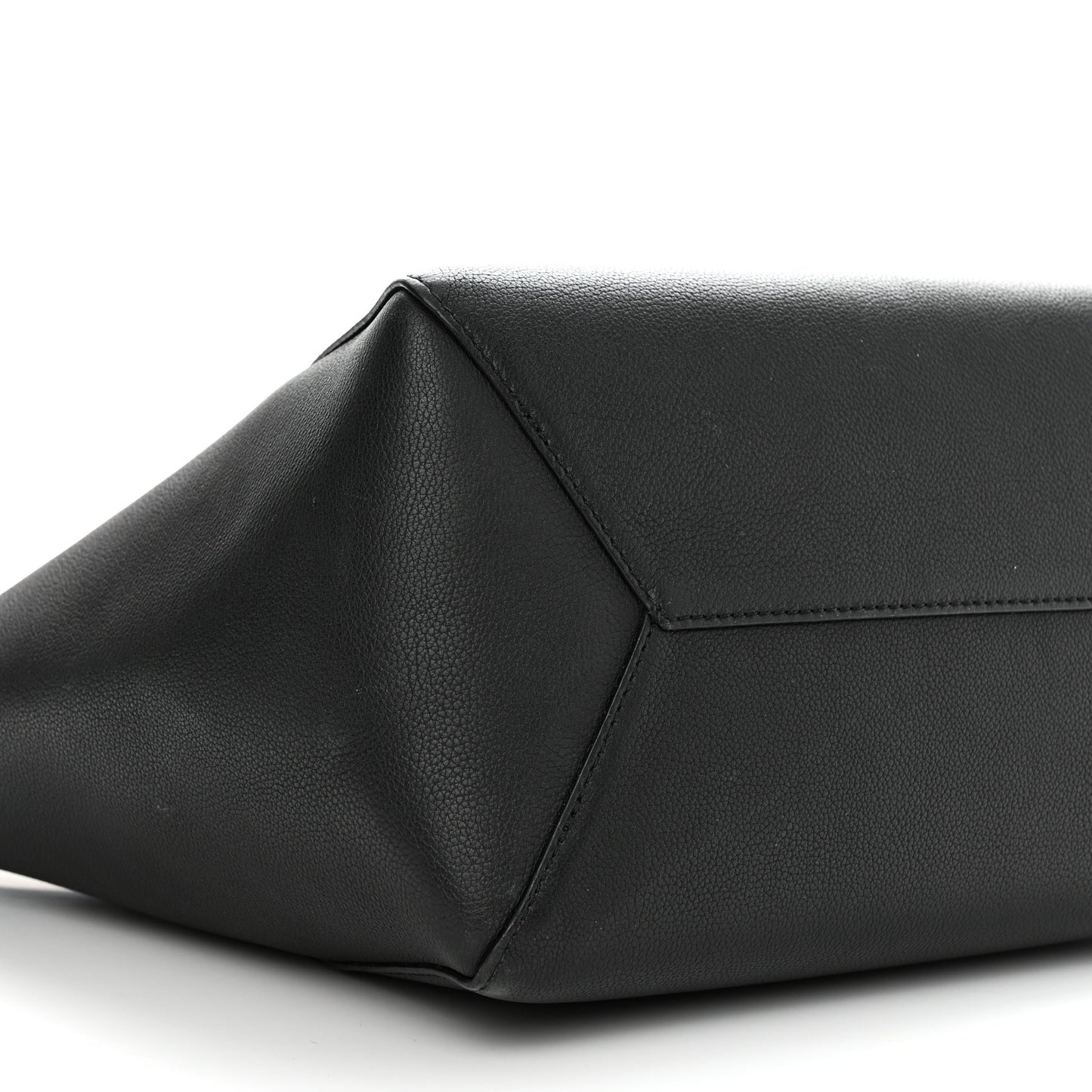 Calfskin Lockme Cabas Black