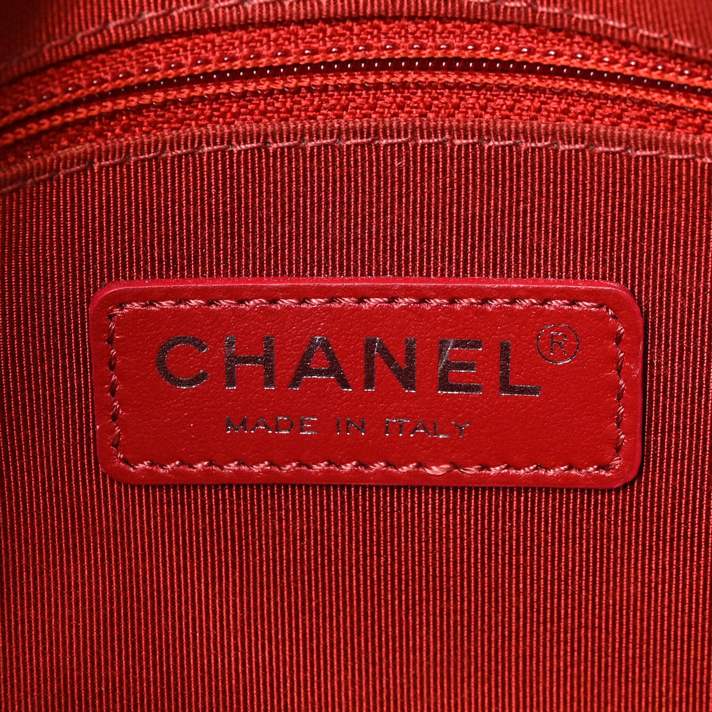 Calfskin Chain 20s Signature Bowling Bag Red