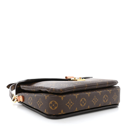 Louis Vuitton Monogram Pochette Metis 4 of 11