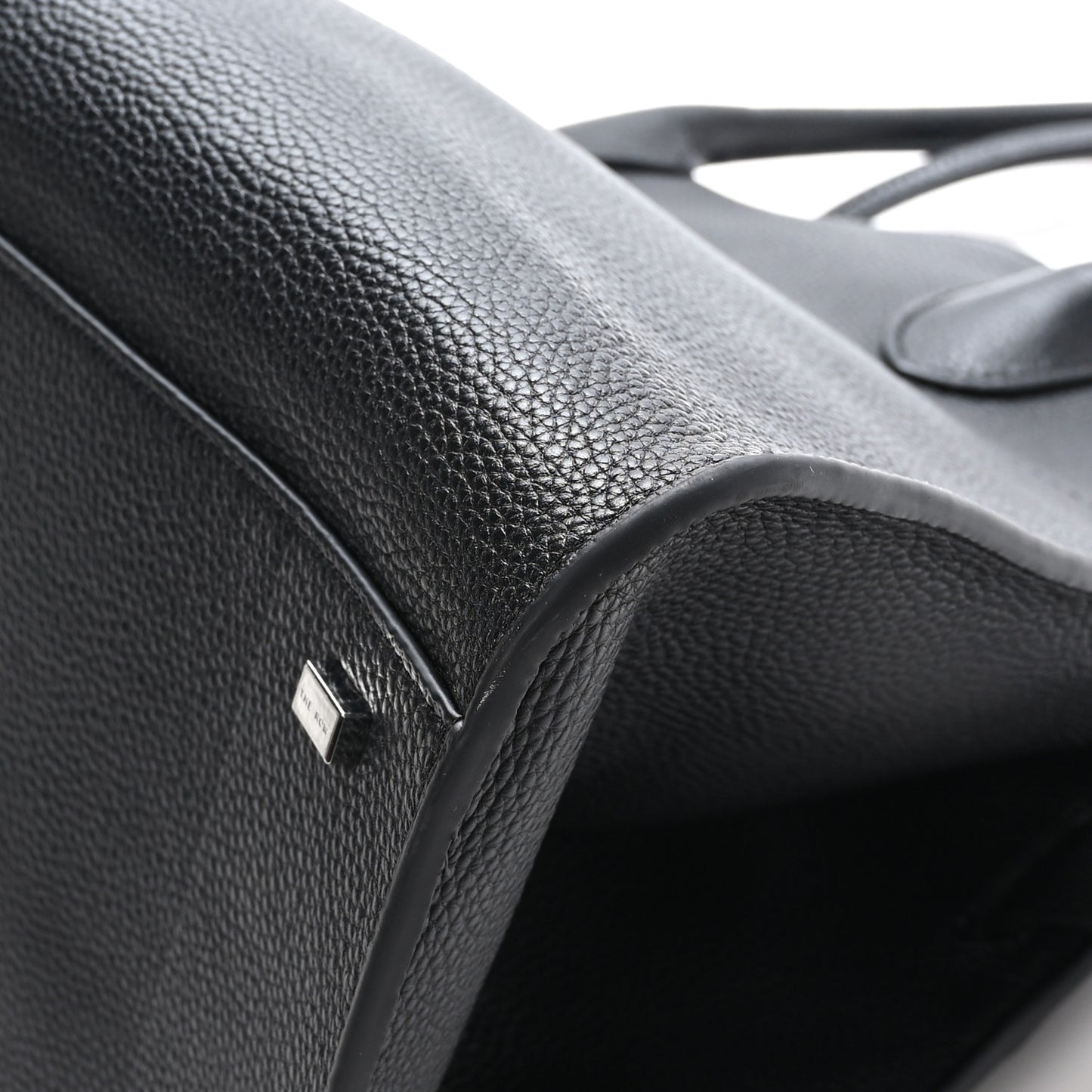 Matte Grained Calfskin Soft Margaux 15 Black