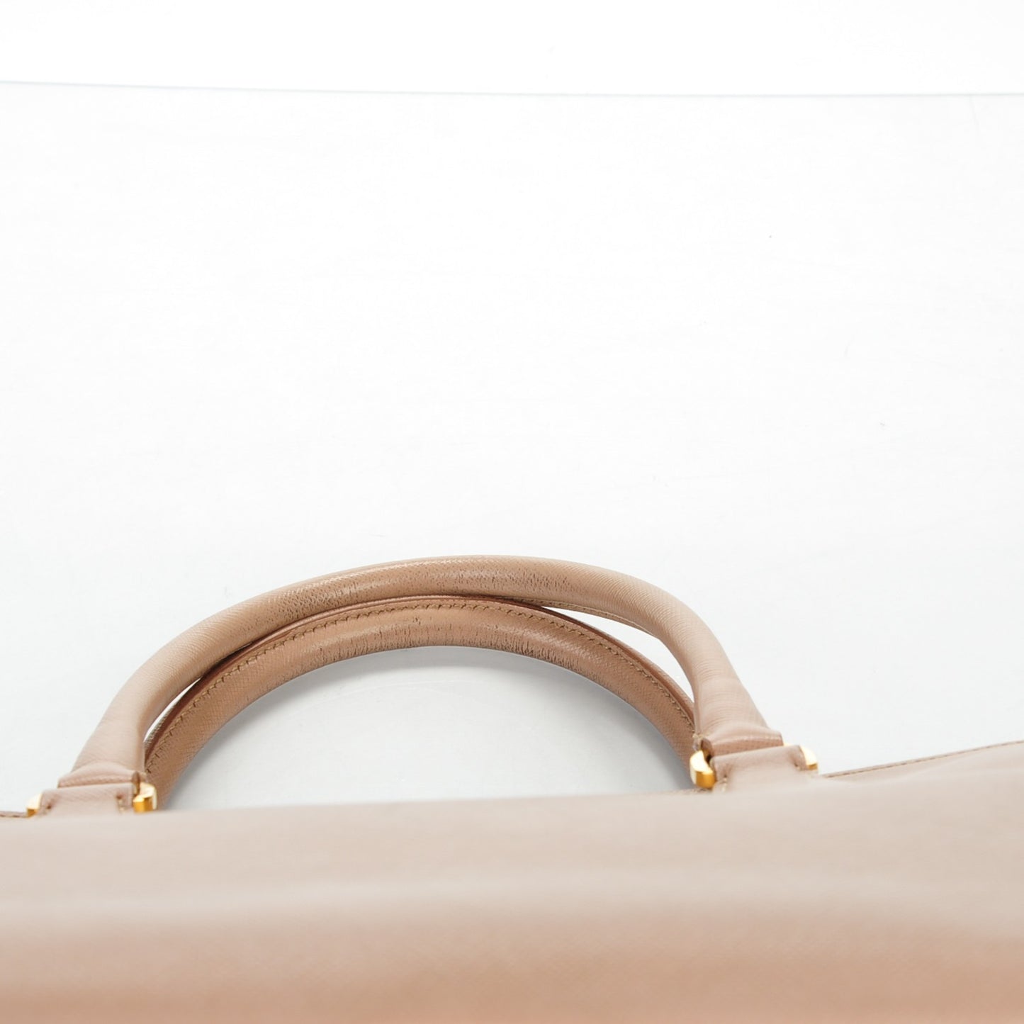 Saffiano Medium Galleria Double Zip Tote Cammeo