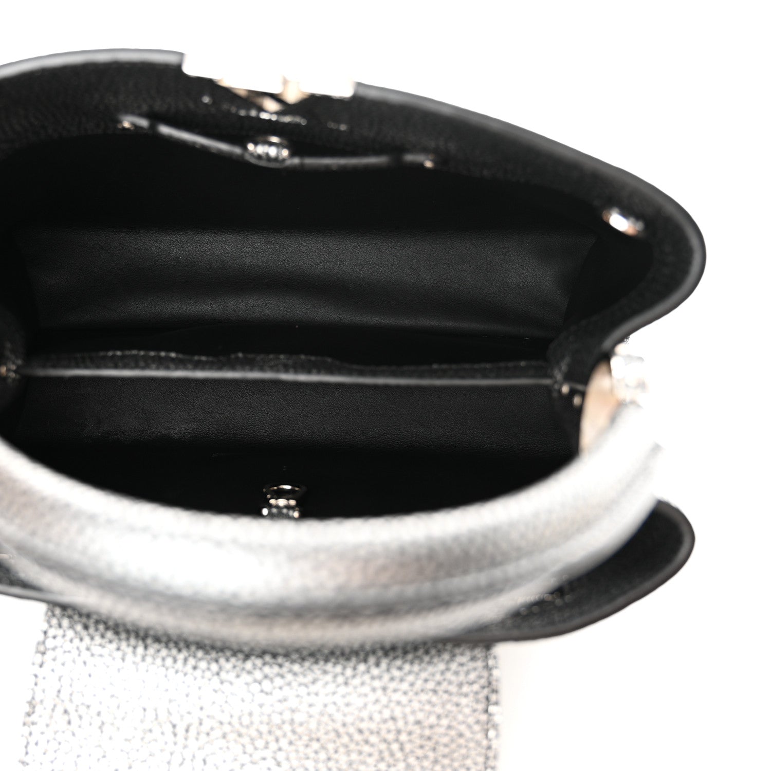 Louis Vuitton Taurillon Capucines MM Chrome 5 of 11