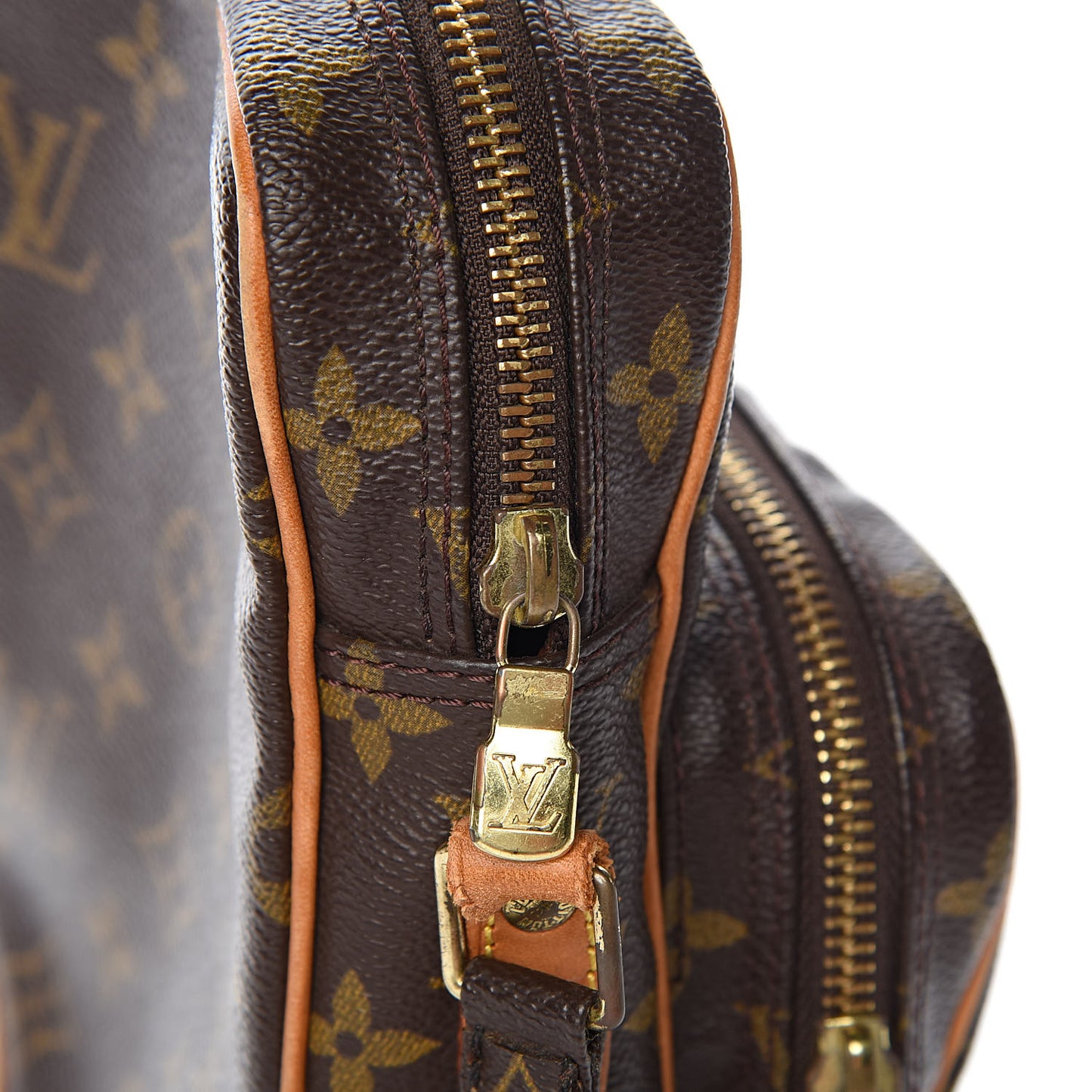 Monogram Amazone