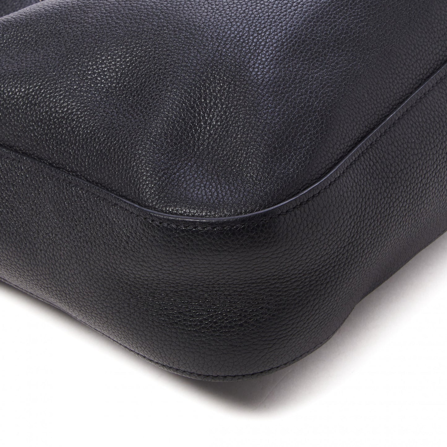 Vitello Daino Shoulder Bag Black