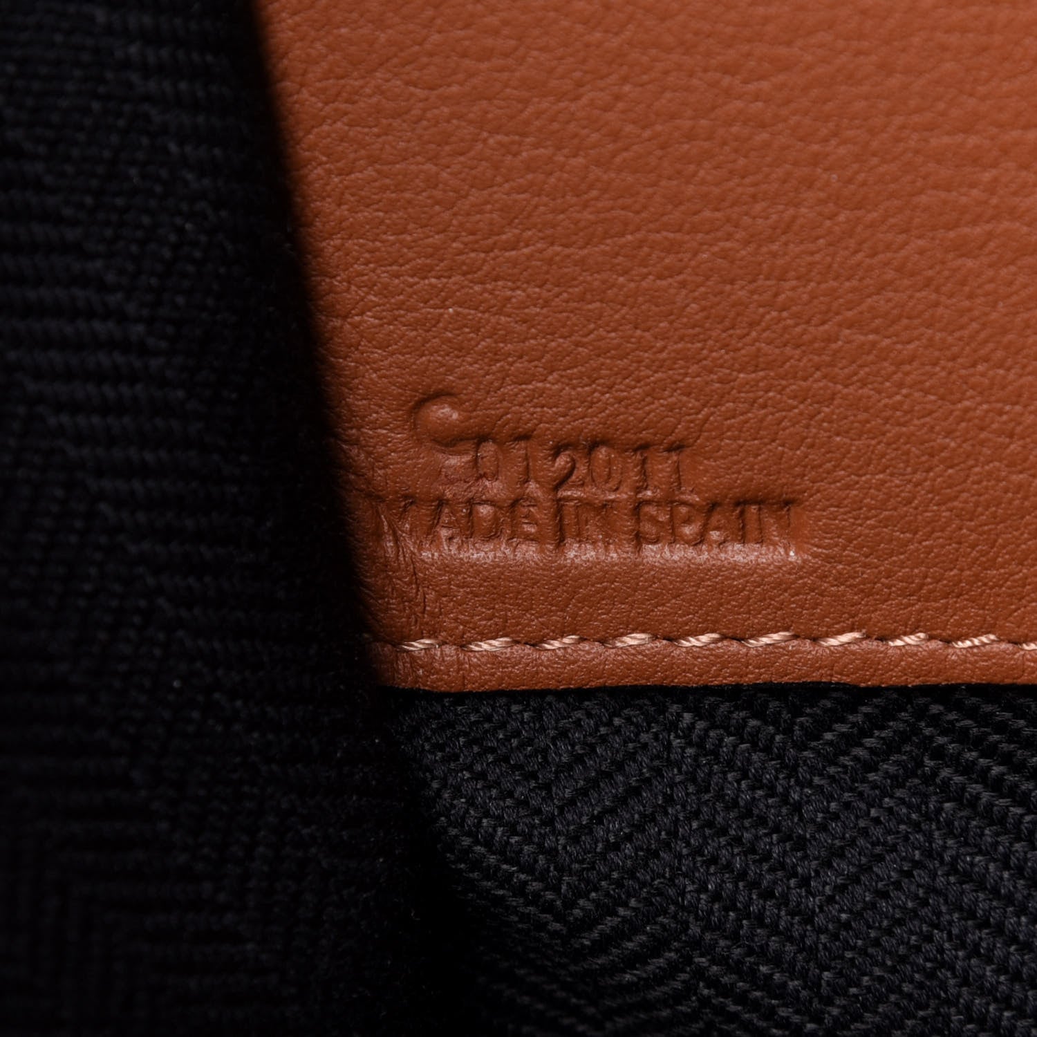 Loewe Calfskin Small Hammock Shoulder Bag Tan 7 of 12