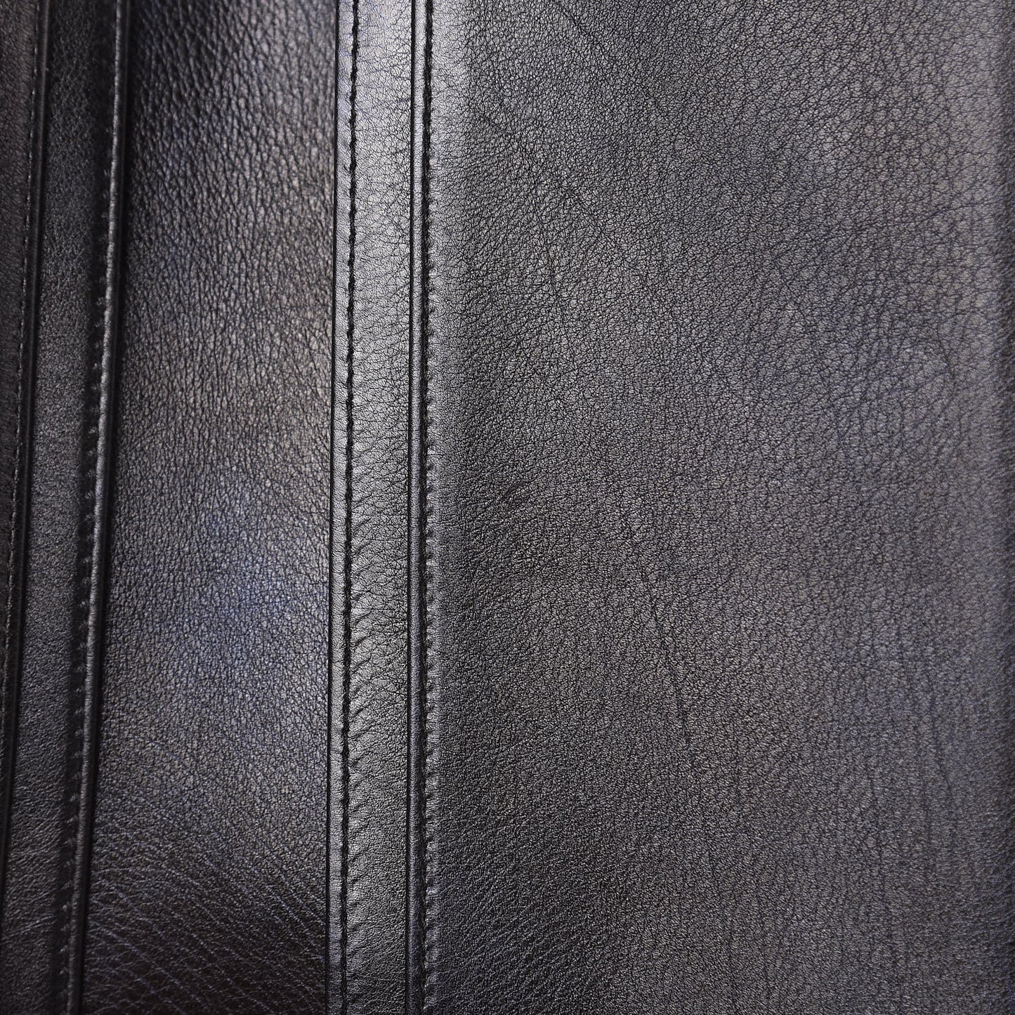 Calfskin Quilted Boy Yen Wallet Black