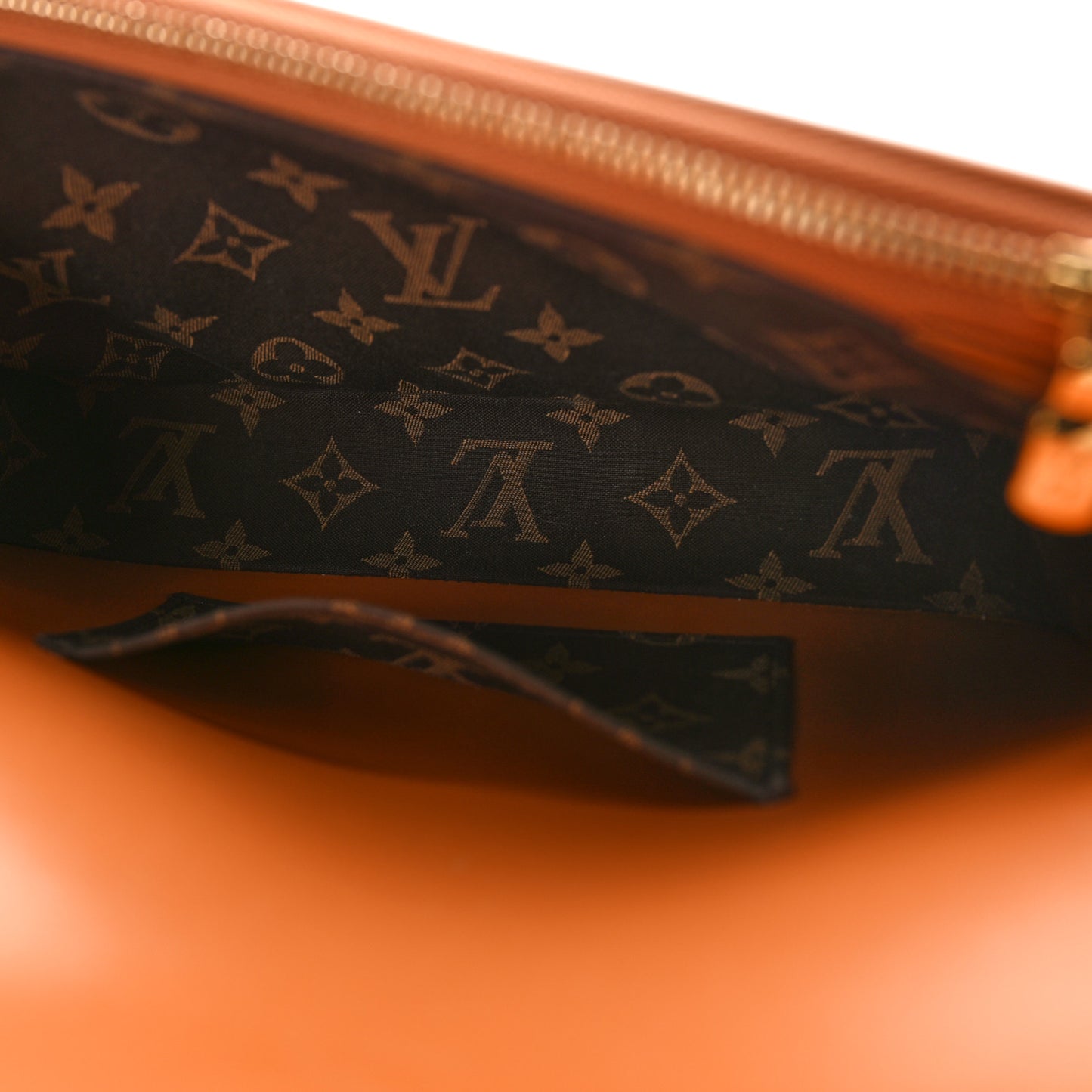 Calfskin Monogram Swing Cuir