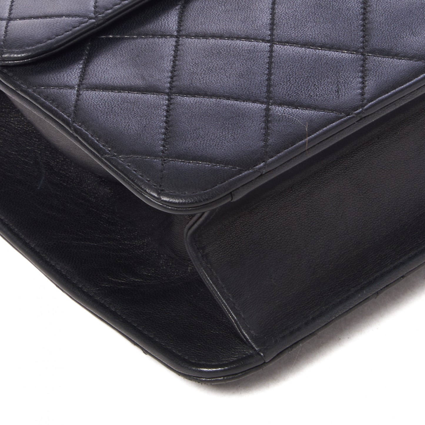 Lambskin Quilted Medium Single Flap Black