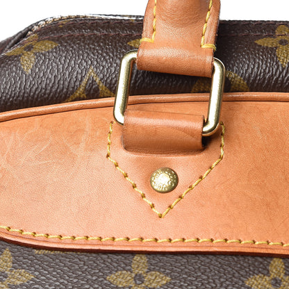 Louis Vuitton Monogram Evasion Sports Bag 17 of 18