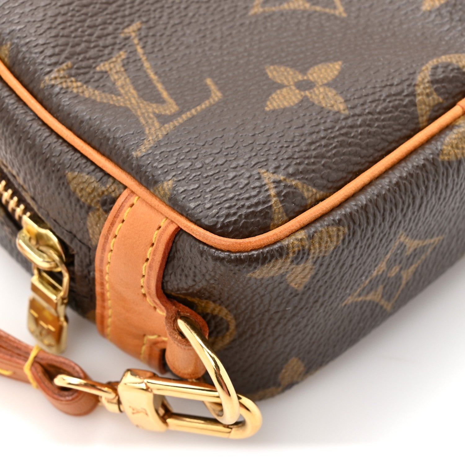 Louis Vuitton Monogram Wapity 8 of 10