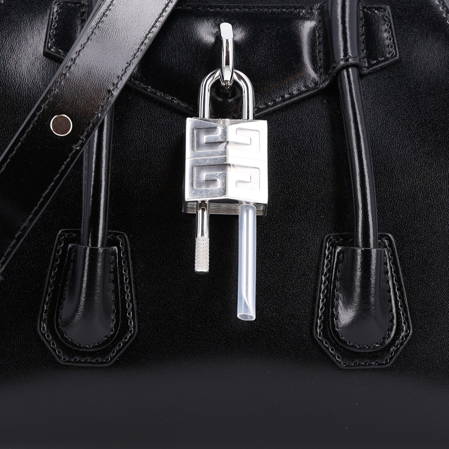 Box Calfskin Mini Lock Antigona Shoulder Bag Black