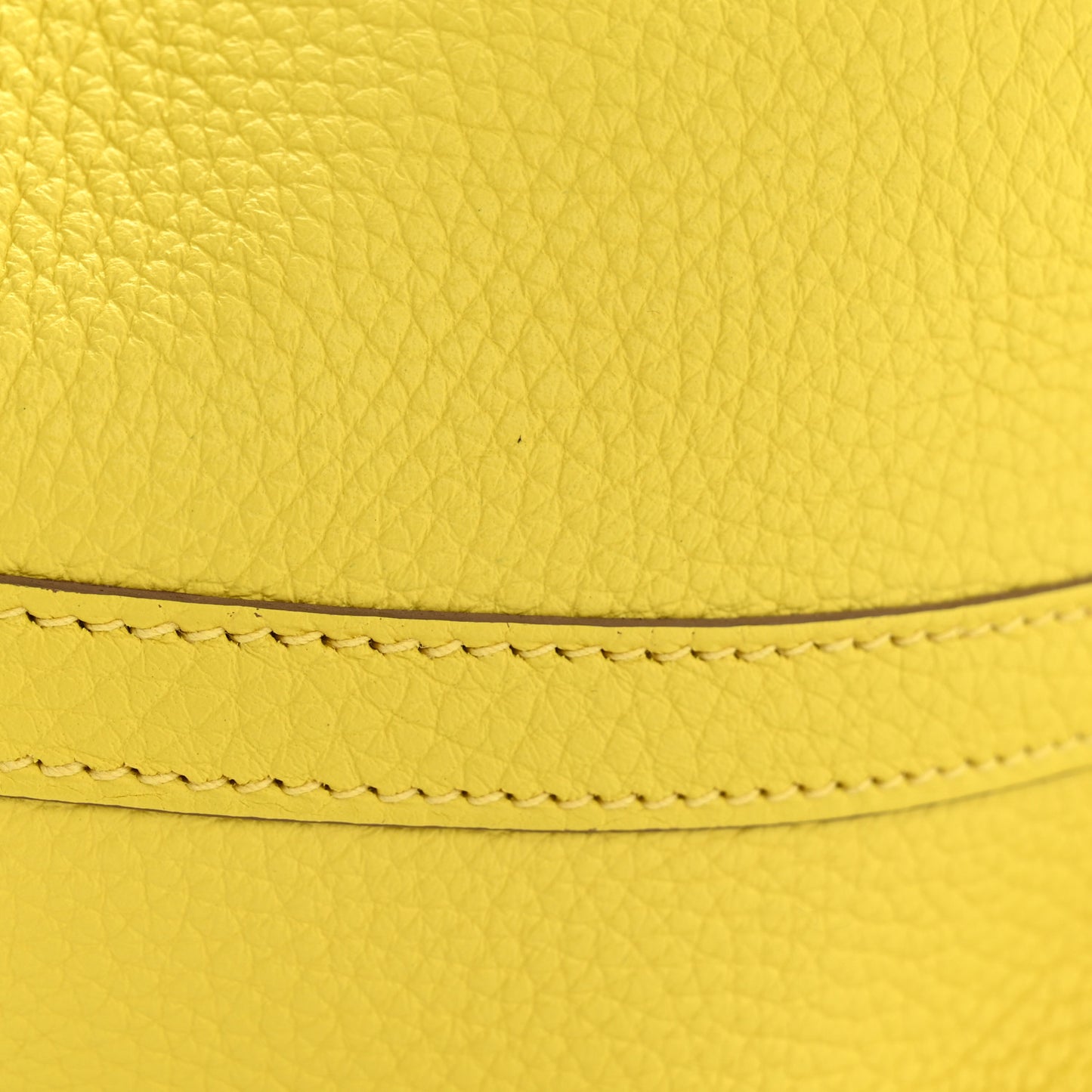 Taurillon Clemence Picotin Lock 18 PM Lime