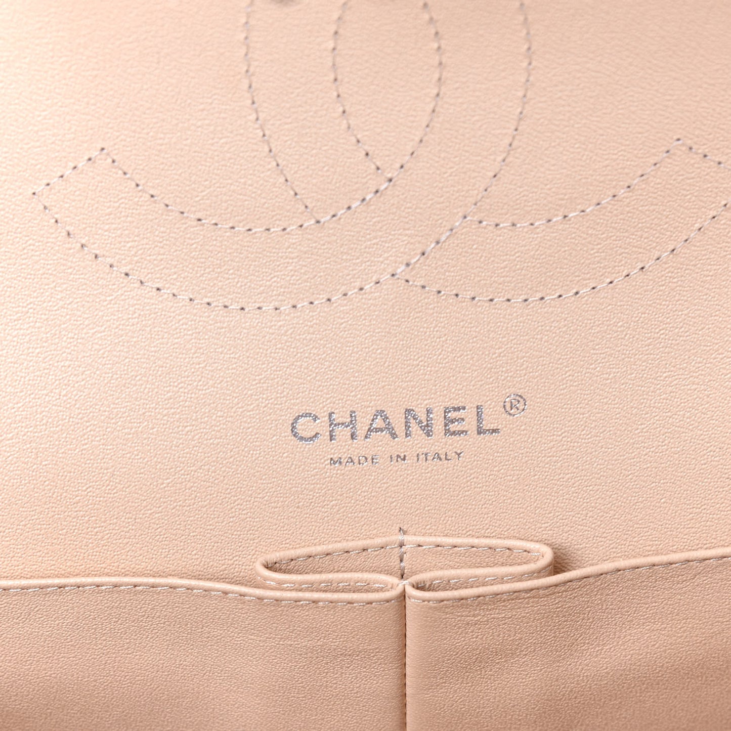 Caviar Quilted Jumbo Double Flap Beige Clair