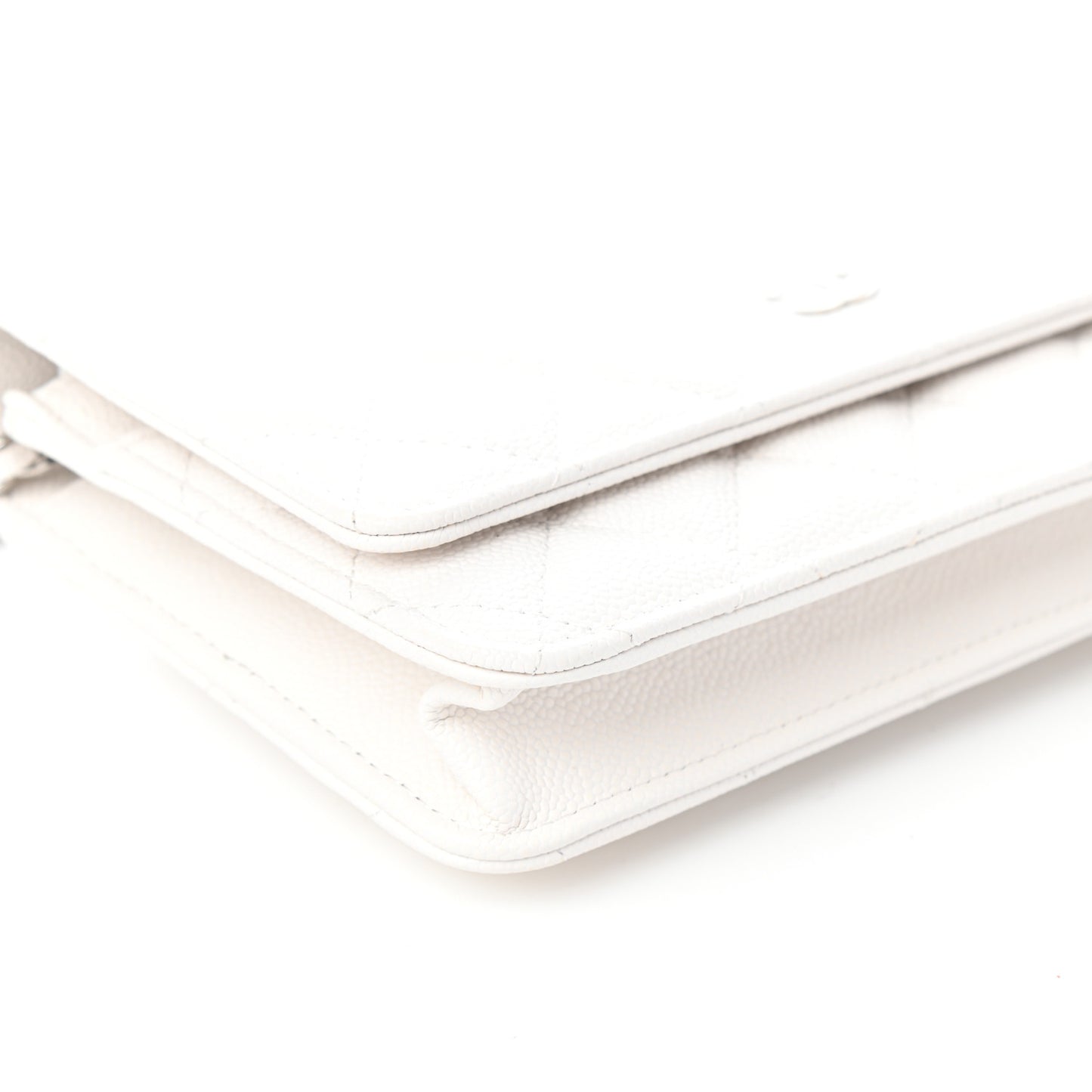 Caviar Quilted Wallet On Chain WOC White