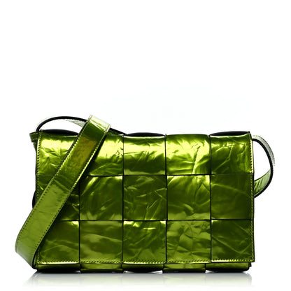 Bottega Veneta Metallic Crushed Calfskin Maxi Intrecciato Cassette Crossbody Bag Chlorophyll 1 of 9