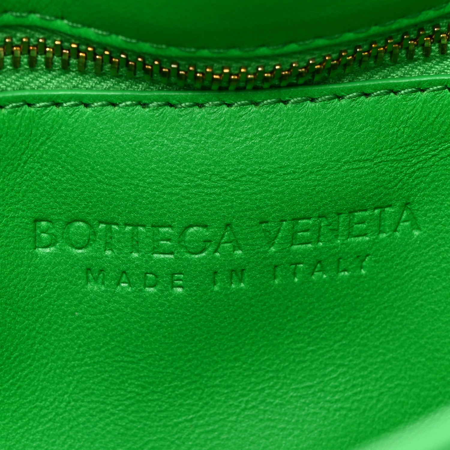 Bottega Veneta Lambskin Maxi Intreccio Padded Chain Cassette Crossbody Bag Parakeet 6 of 15