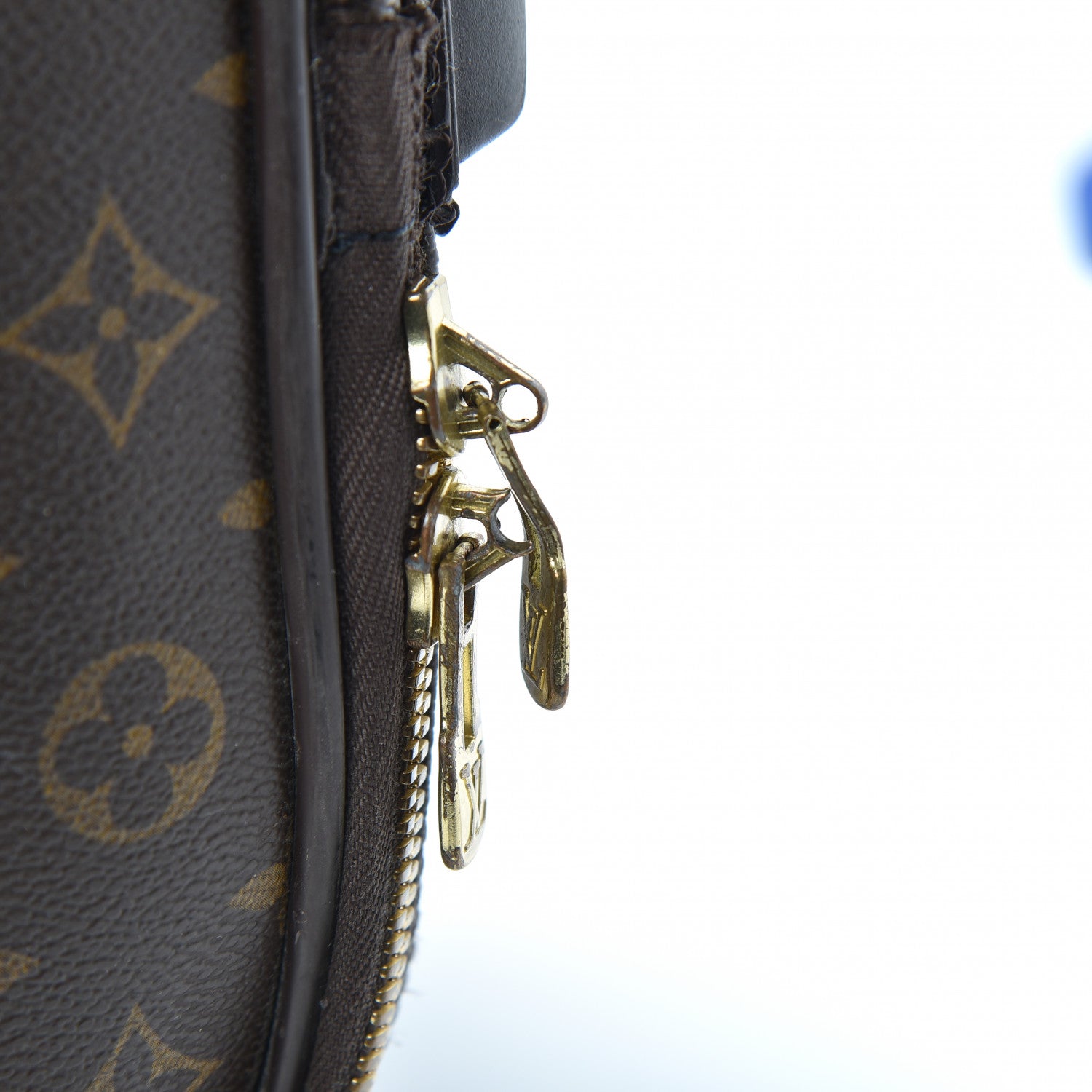 Louis Vuitton Monogram Pegase 70 18 of 19
