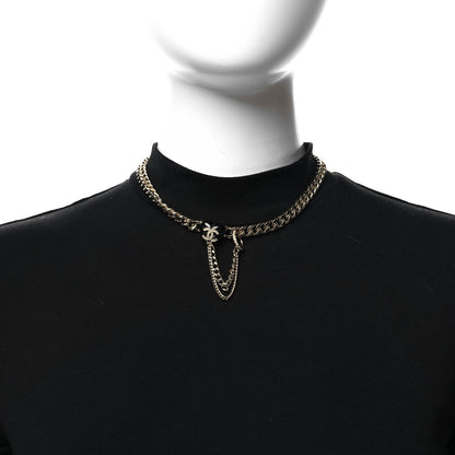 Chanel Metal Resin Crystal CC Heart Chain Choker Necklace Gold Black 2 of 5