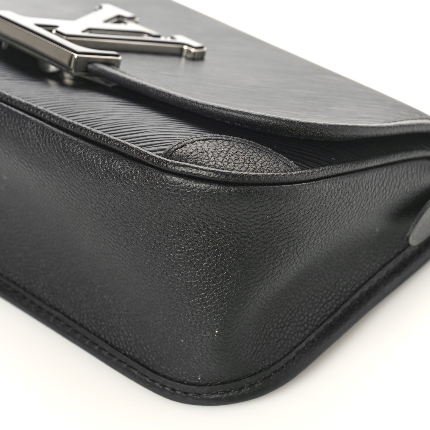 Epi Buci Crossbody Black
