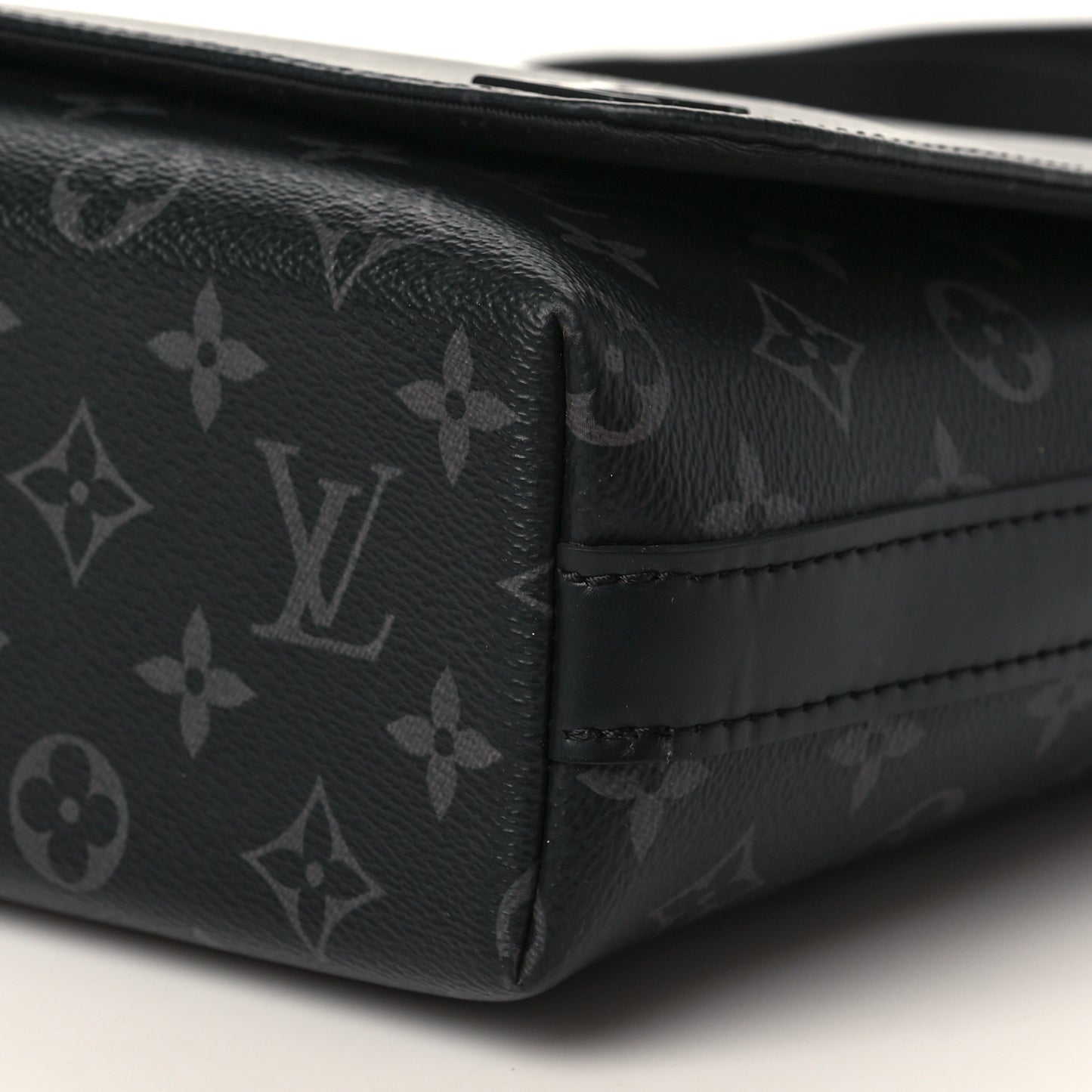 Monogram Eclipse District MM