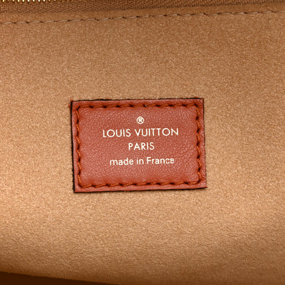 Louis Vuitton Calfskin Monogram Tufting On My Side Galet 6 of 9