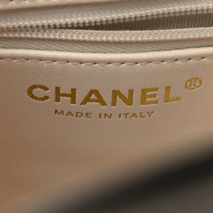 Chanel Shiny Aged Calfskin Quilted Nano Kelly Shopper White 5 of 10