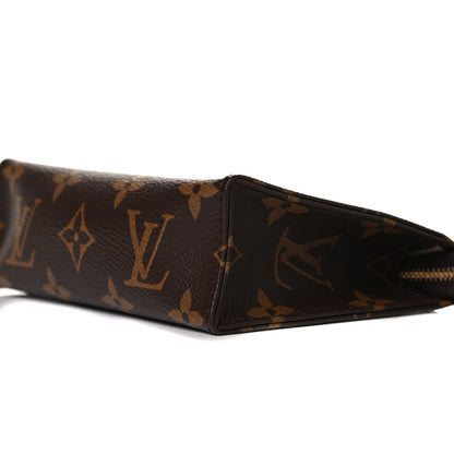 Louis Vuitton Monogram Toiletry Pouch 15 8 of 10