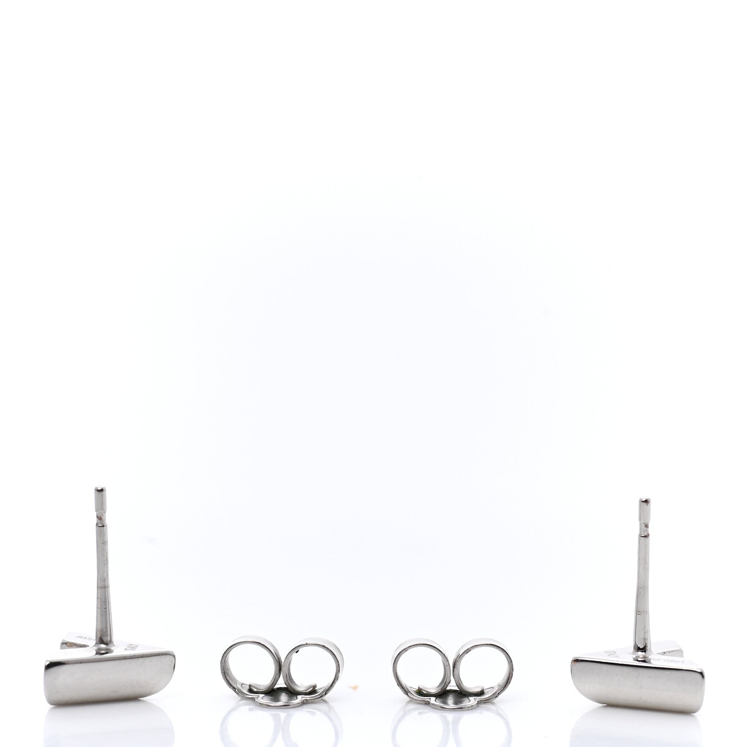 Louis Vuitton Essential V Stud Earrings Silver 3 of 5