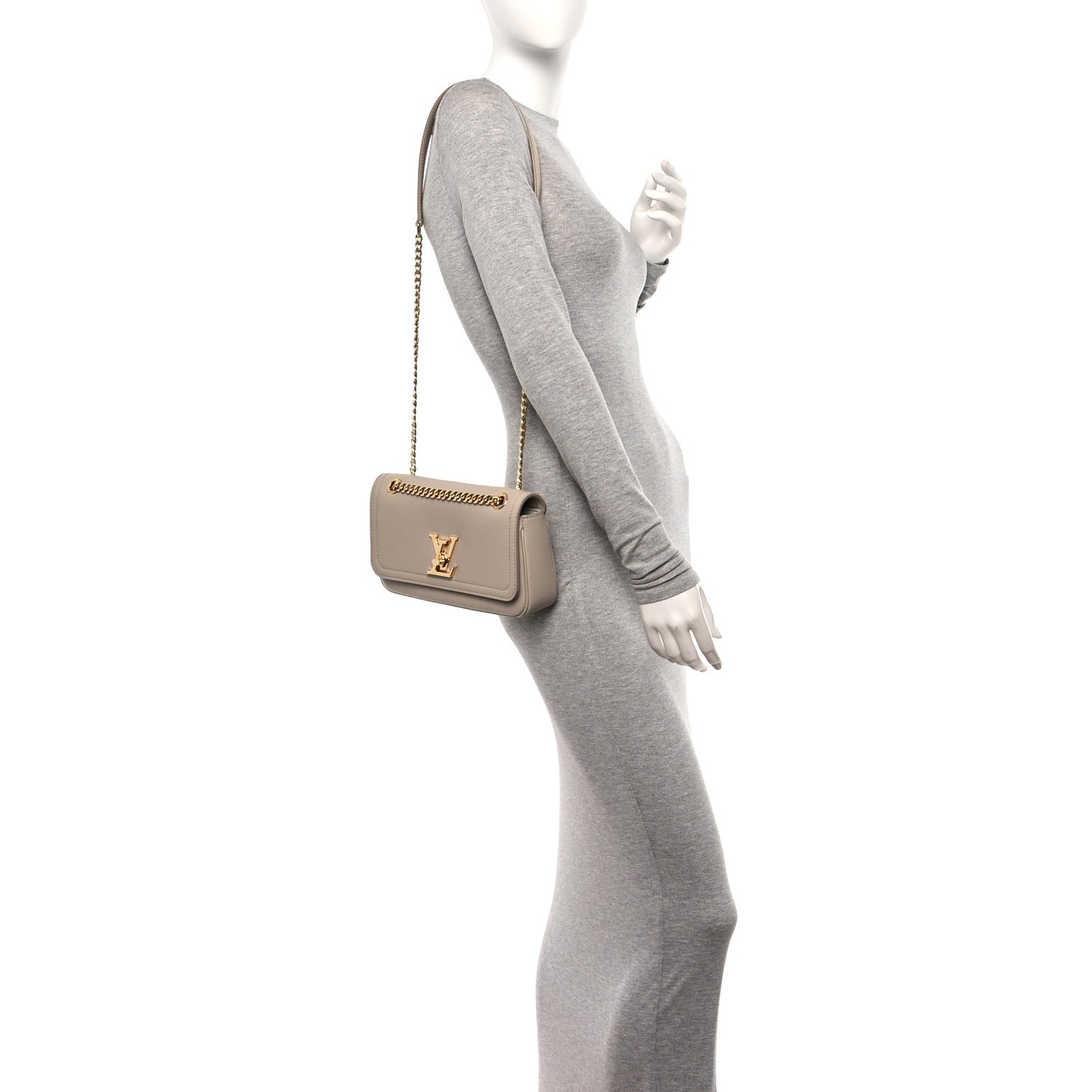 Grained Calfskin Lockme Chain East West Greige