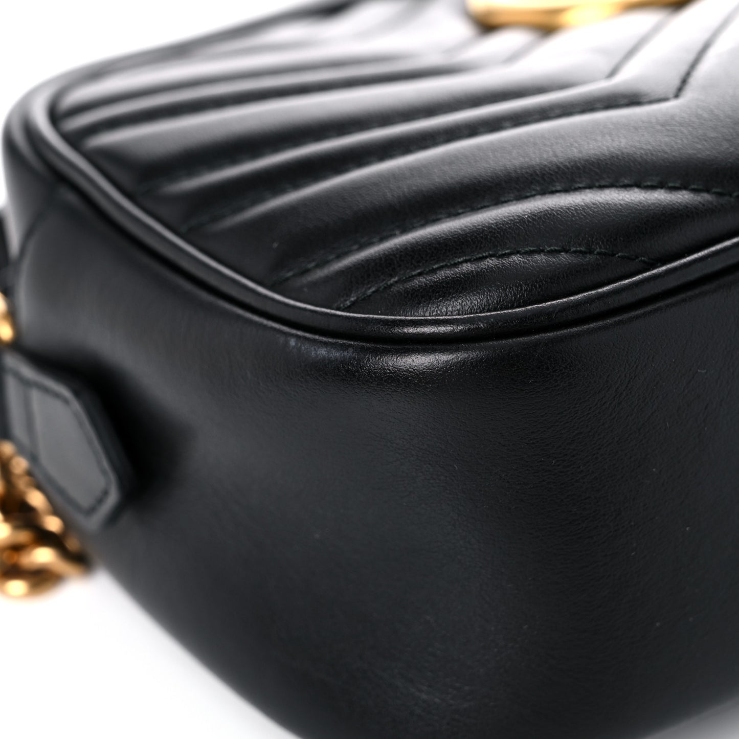 Calfskin Matelasse Small GG Marmont Chain Shoulder Bag Black