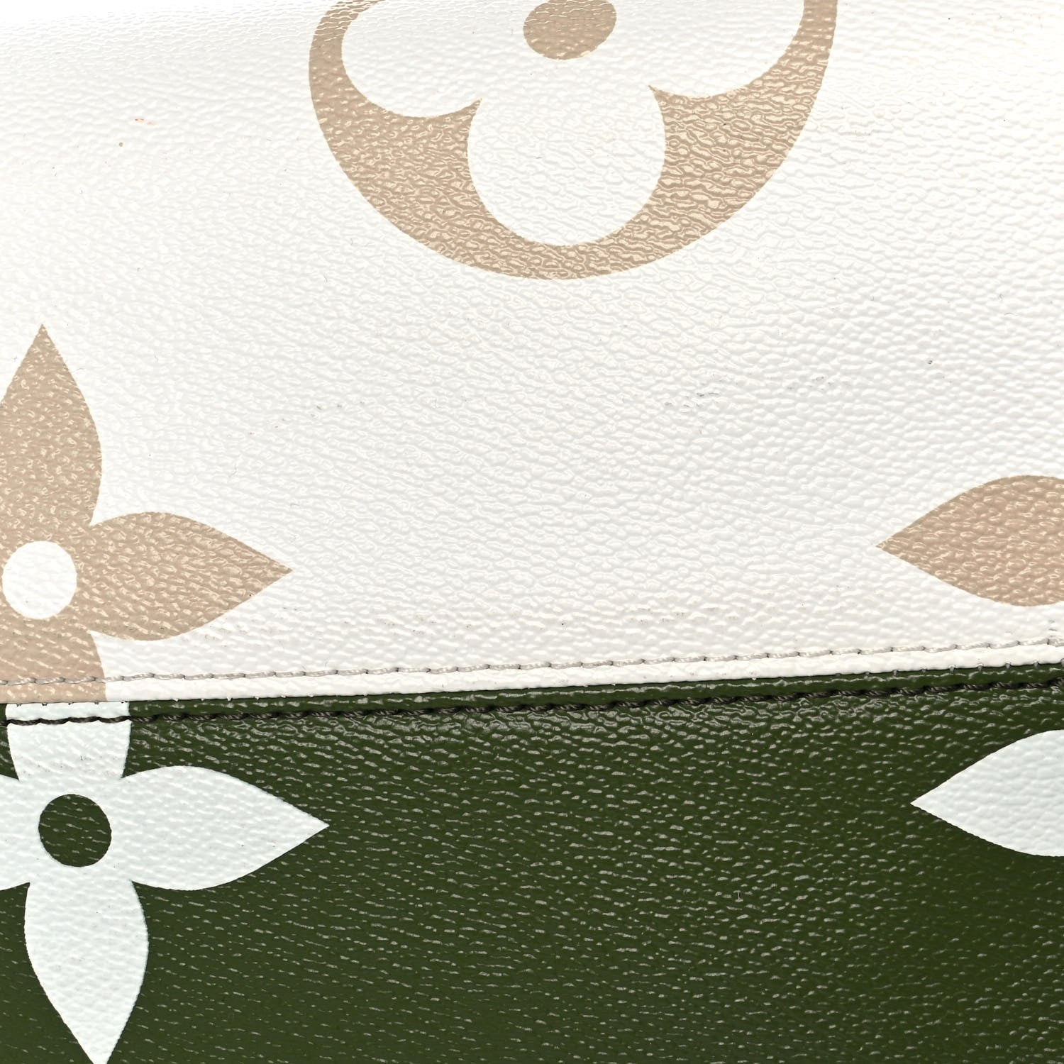 Louis Vuitton Monogram Giant Onthego GM Kaki Beige 9 of 10
