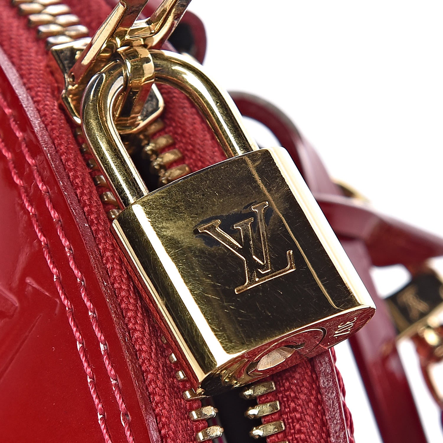 Louis Vuitton Vernis Alma BB Pomme D'Amour 16 of 17