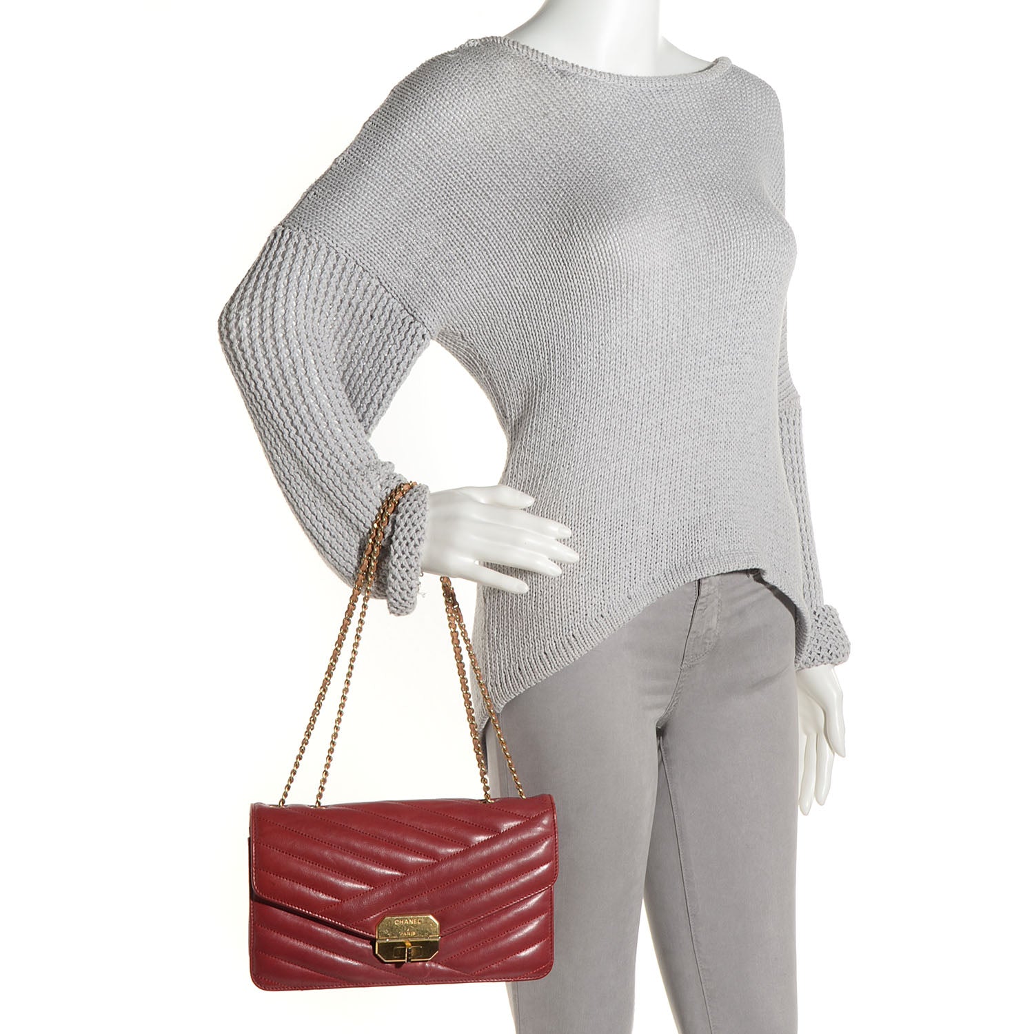 Chanel Calfskin Gabrielle Chevron Flap Red 2 of 8