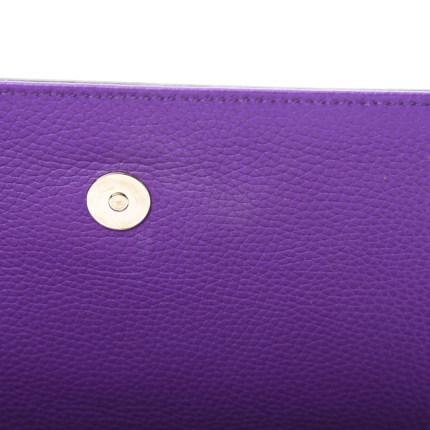 Pebbled Calfskin Medium Soho Clutch Shine Purple