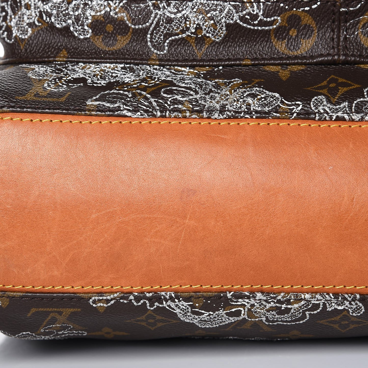 Monogram Dentelle Fersen Silver