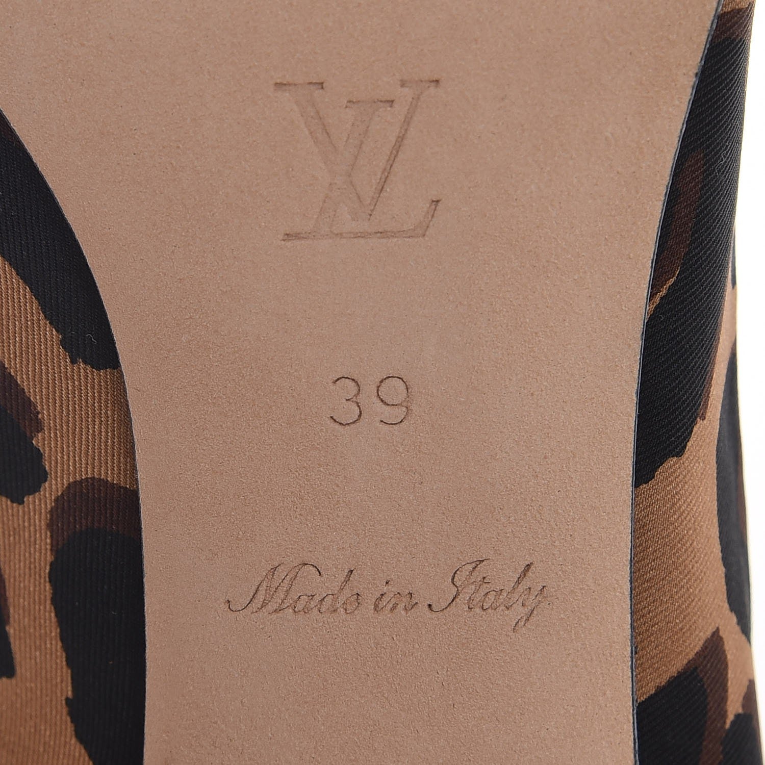 Louis Vuitton Silk Leopard Print Eyeline Pumps 39 6 of 11