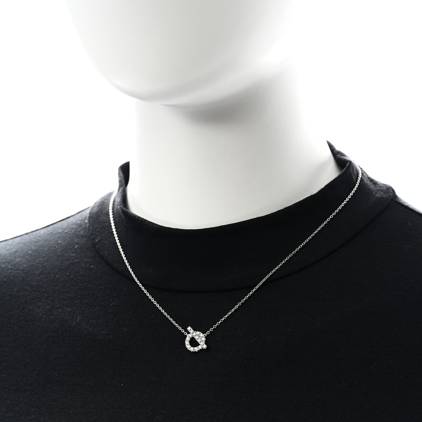 18K White Gold Diamond Finesse Pendant Necklace