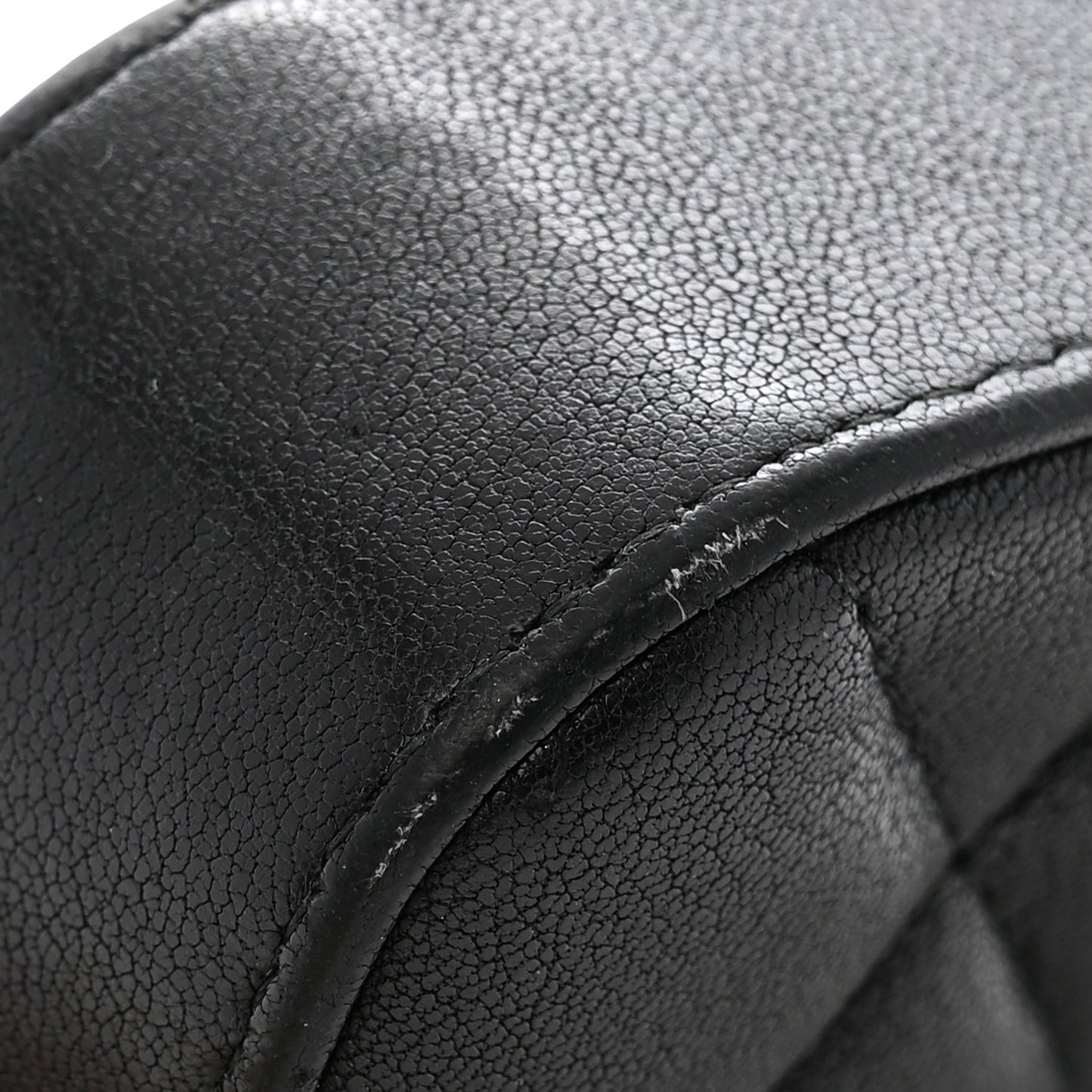 Lambskin Quilted CC Box Clutch With Chain Black