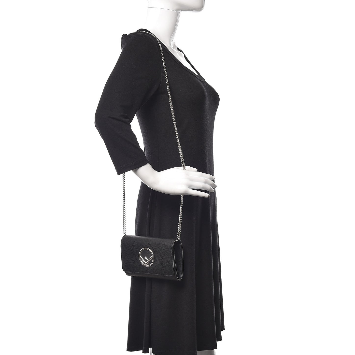 Vitello Cruise F is Fendi Wallet on Chain Black
